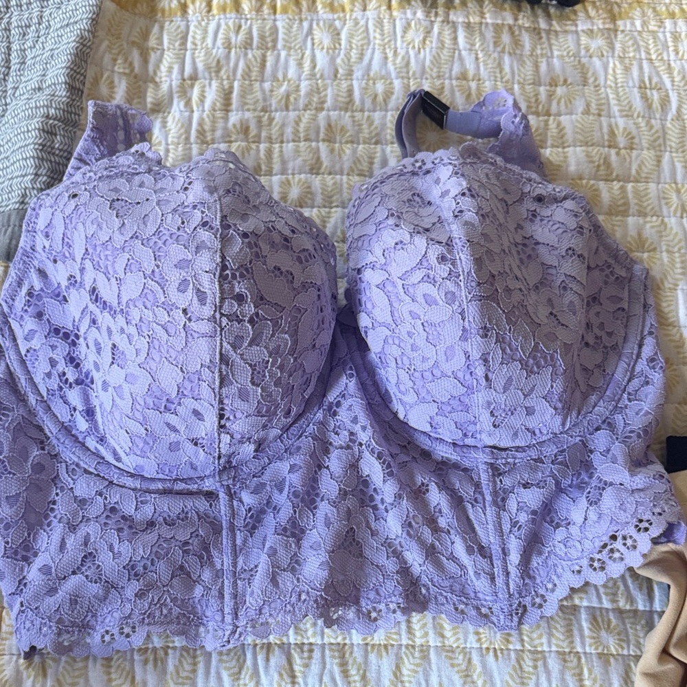 Victoria's Secret Lilac Lace Bra